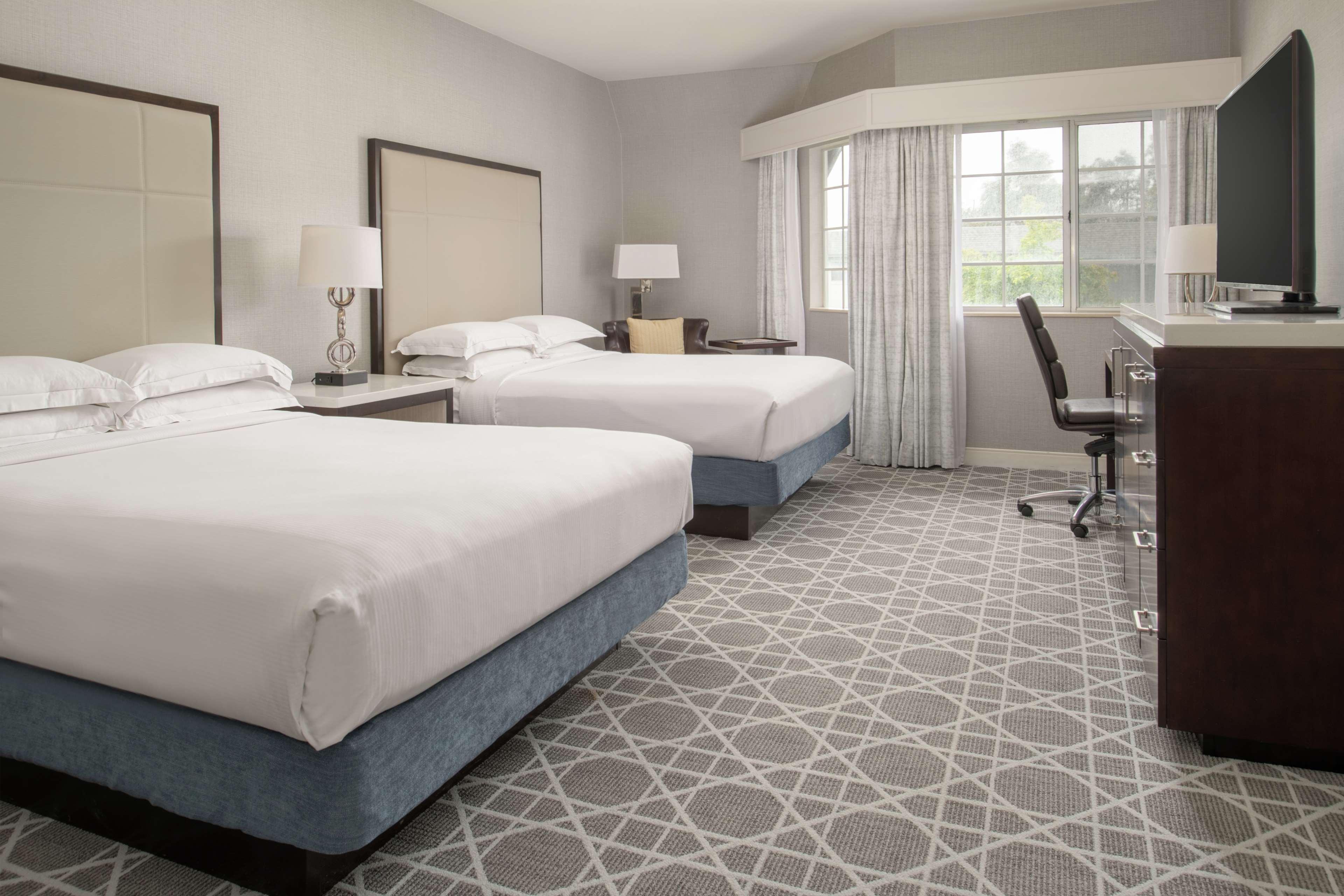 Hilton San Diego/Del Mar Екстериор снимка