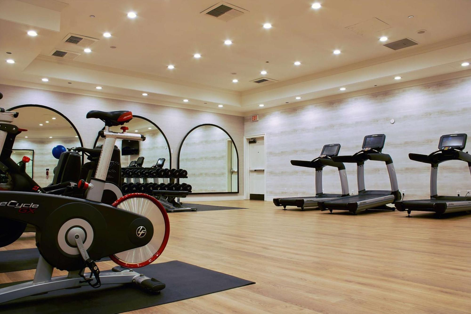 Hilton San Diego/Del Mar Екстериор снимка