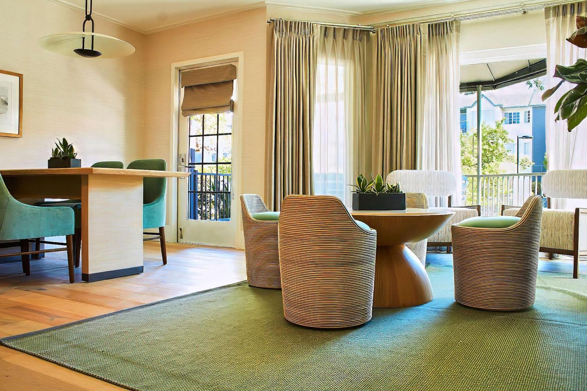 Hilton San Diego/Del Mar Екстериор снимка